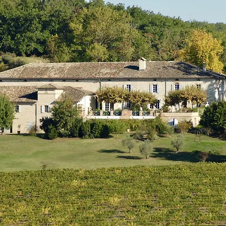Domaine De Perches Bed & Breakfast